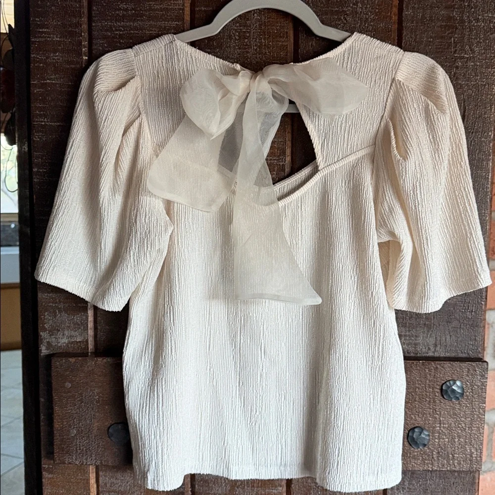 Anthro Sunday in Brooklyn size XS cream blouse ribbon tie back feminine elegant